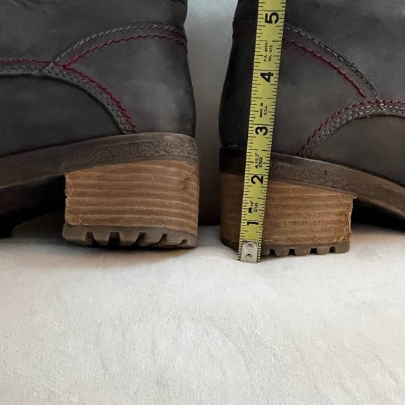 Cougar Danbury Boot Size 8 medium - Picture 10 of 15